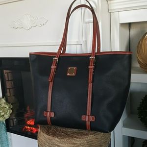 Dooney & Bourke Bag